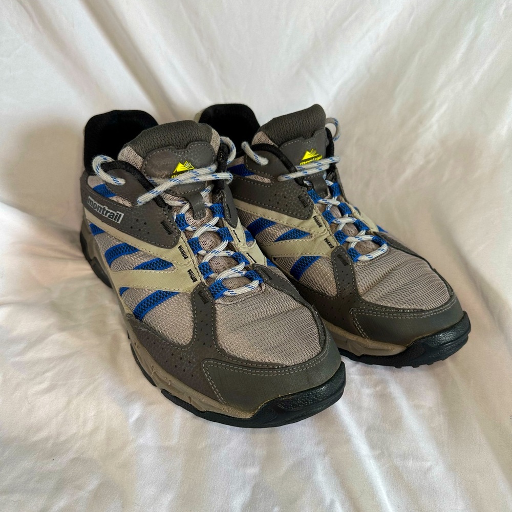 Mens Montrail OutDry Waterproof trail hiking/running shoes Size 12
gray & blue